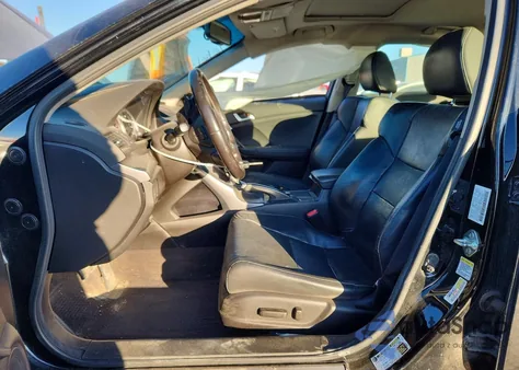 2011 Acura Tsx z USA, uszkodzony, nr VIN JH4CU2F62BC009727